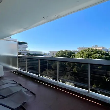 Apartment Ideal Vacation In Juan-les-pins, With A Pool And 5 Minutes From The Antibes